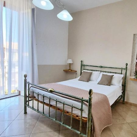 Artemisia Apartment โตรเปอา ภายนอก รูปภาพ