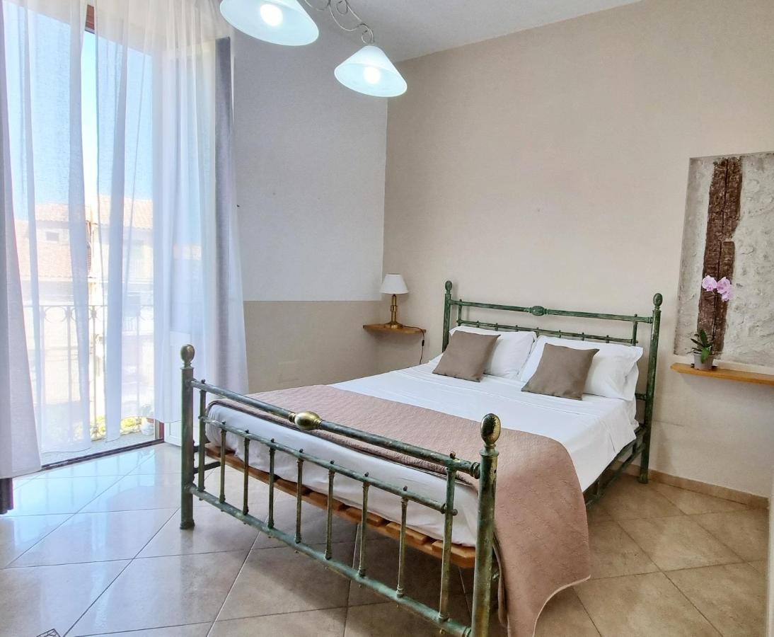 Artemisia Apartment โตรเปอา ภายนอก รูปภาพ