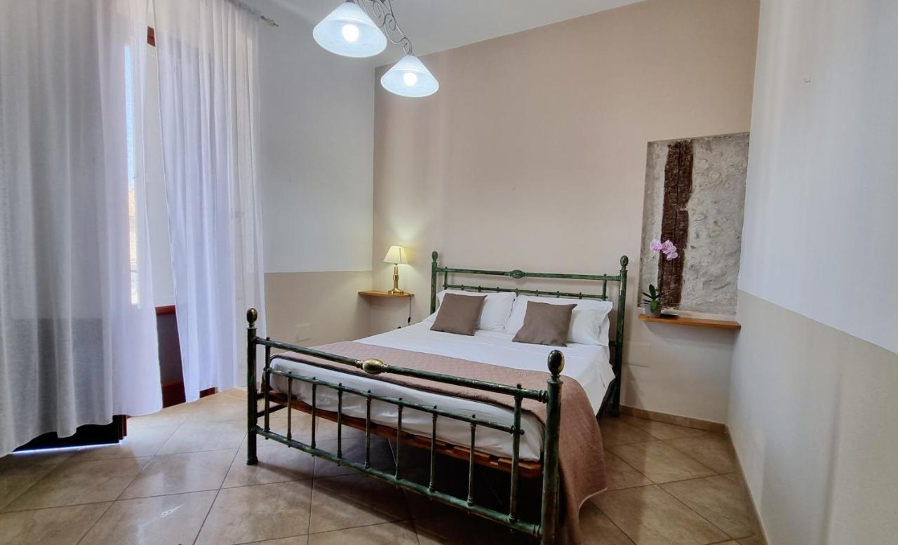 Artemisia Apartment โตรเปอา ภายนอก รูปภาพ